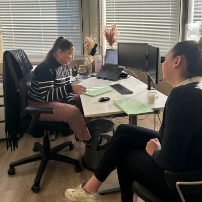 entretien avec la Responsable RH du cabinet CAPEC lors de la période d'intégration